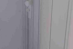 harmonikaajtó kilinccsel