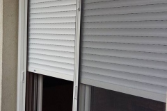 külső tokos redőny szúnyoghálóval