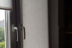 világos roletta ablakra