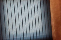 Szürke szalagfüggöny ablakra